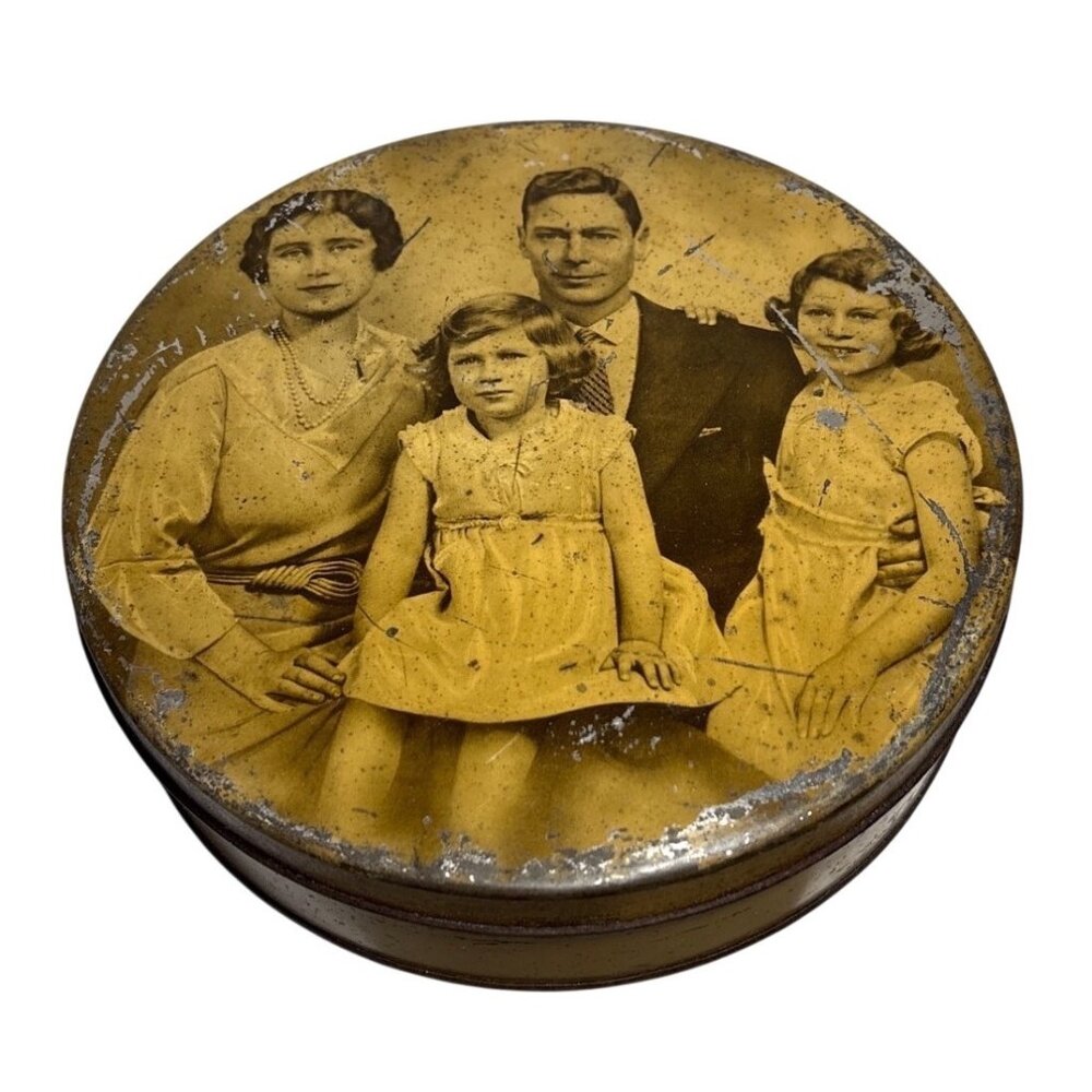 Royal Family Tin King George VI Queen Mother Elizabeth & Margaret 7" Round Vtg